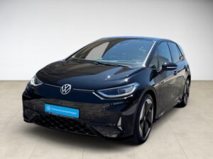 Schwarzer VW ID.3, Vorderansicht, in hellem Raum, leicht von oben betrachtet.